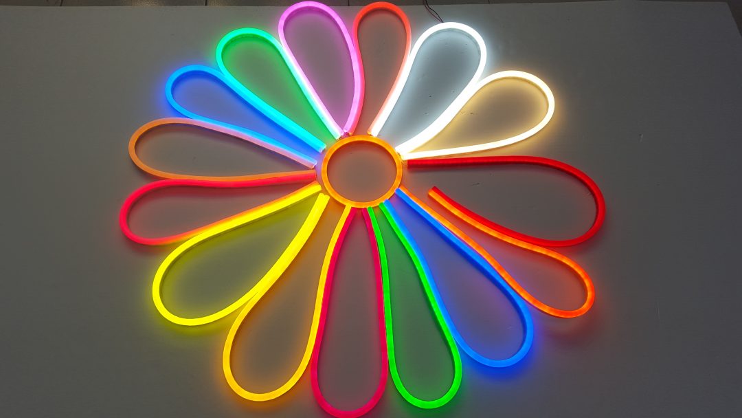 LED-valokaapelin värimallit